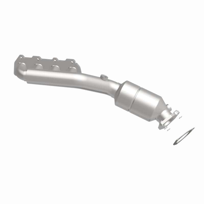 Magnaflow — Magnaflow Conv DF 02-04 Volkswagen Passat 4.0L
California - view 12