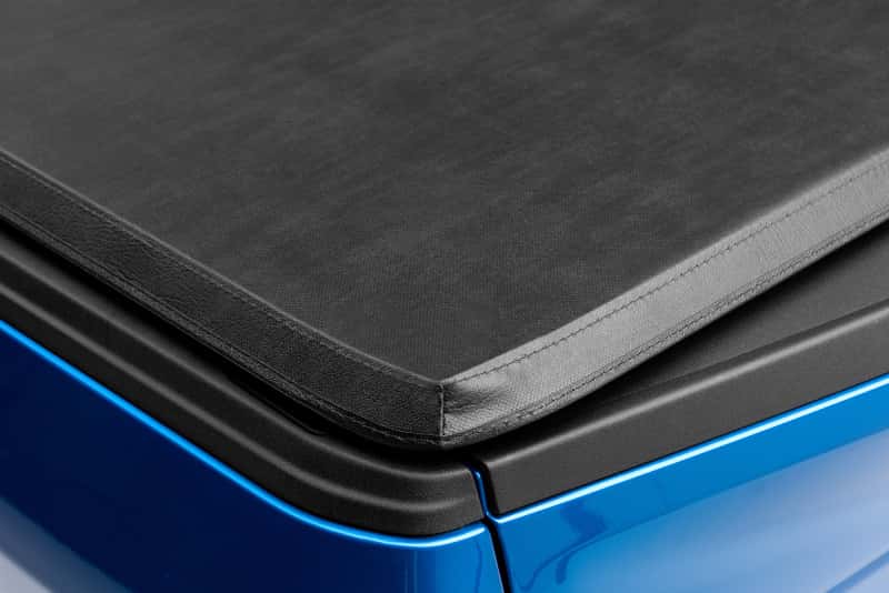 LUND — Lund 22-23 Nissan Frontier 6ft. Bed - Genesis Tri-Fold Tonneau Cover - Black
LND Tri-Fold Cvr - view 4