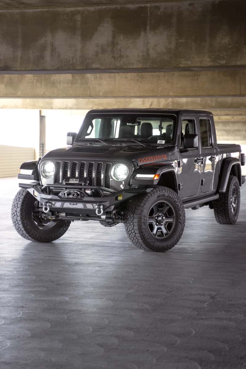 DV8 Offroad — DV8 Offroad 07-18 Jeep Wrangler JK / 18-23 Wrangler JL / 20-23 Gladiator JT MTO Series Front Bumper
Jeep MTO Front - view 5
