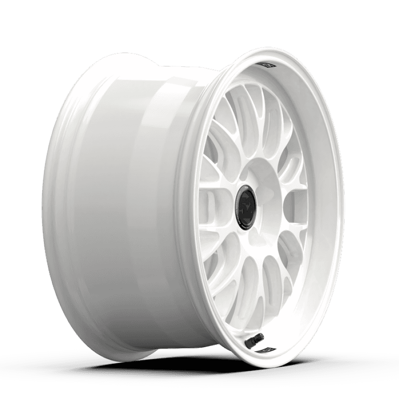 fifteen52 — fifteen52 Holeshot RSR 18x9.5 5x114.3 38mm ET 73.1mm Center Bore Rally White - view 3