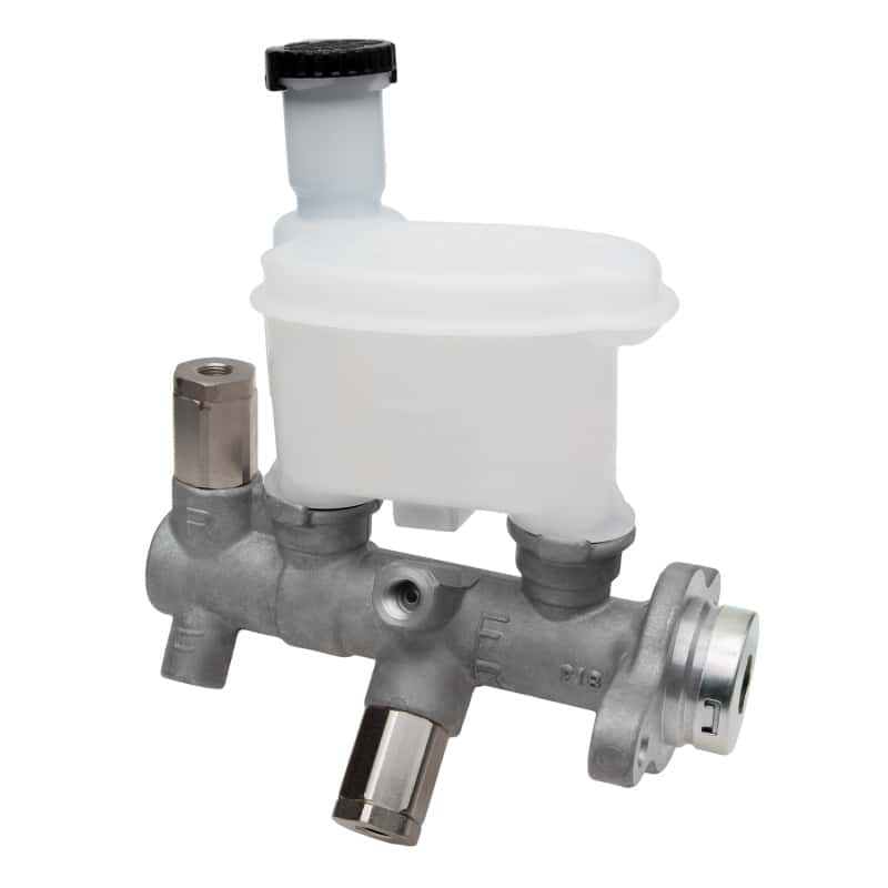 DFC — DFC 02-06 Nissan Altima Brake Master Cylinder
DFC Brake Master Cyl - view 1