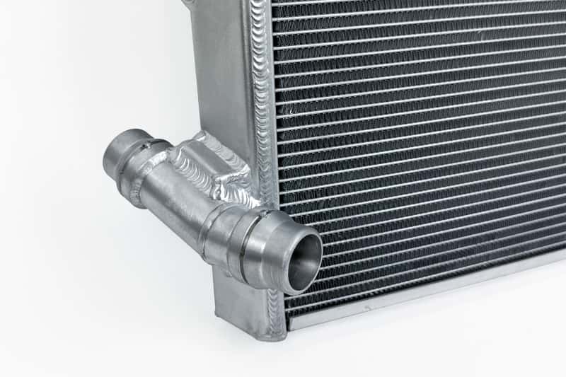 CSF — CSF 2019+ 992.1/992.2 Porsche 911(3.0LT Base/T/S/4/4S/GTS/4 GTS) High Perf Right Aluminum Radiator
CSF Radiator - view 3