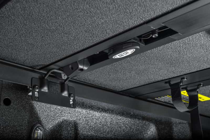 Extang — Extang 21-23 Ford F-150 (6ft. 7in. Bed) Solid Fold ALX - view 7