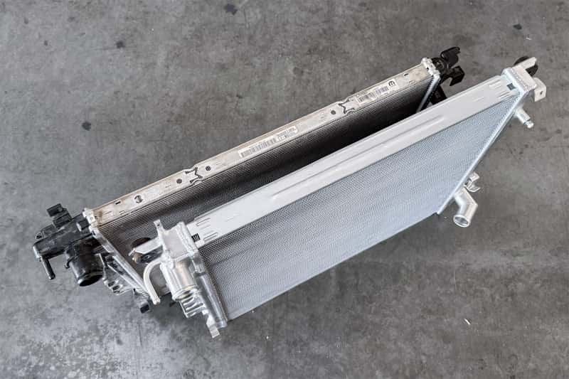 CSF — CSF 18-24 Jeep Wrangler 3.6L V6 Heavy Duty 2-Row Radiator
CSF Radiator - view 9