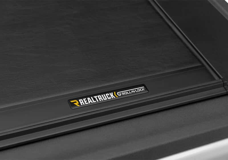 Roll-N-Lock — Roll-N-Lock 2020 Jeep Gladiator 5ft bed M-Series Retractable Tonneau Cover
Retractable Cover - view 7