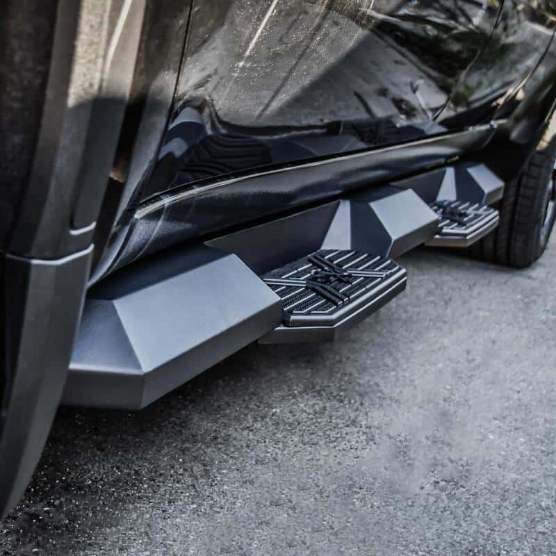 Westin — Westin 19-22 Chevrolet Silverado 1500 DC HDX Xtreme Nerf Step Bars - Tex. Blk
Nerf/Step Bar - view 4