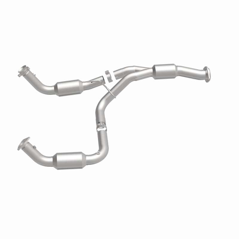 Magnaflow — Magnaflow 12-14 Chevrolet Silverado 2500 HD 6.0L Direct Fit Converter
California - view 11