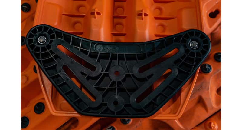 Rhino-Rack — Maxtrax Flat Rack Mount Mps With Channel Nut
MAXTRAX Flat Mount - view 2