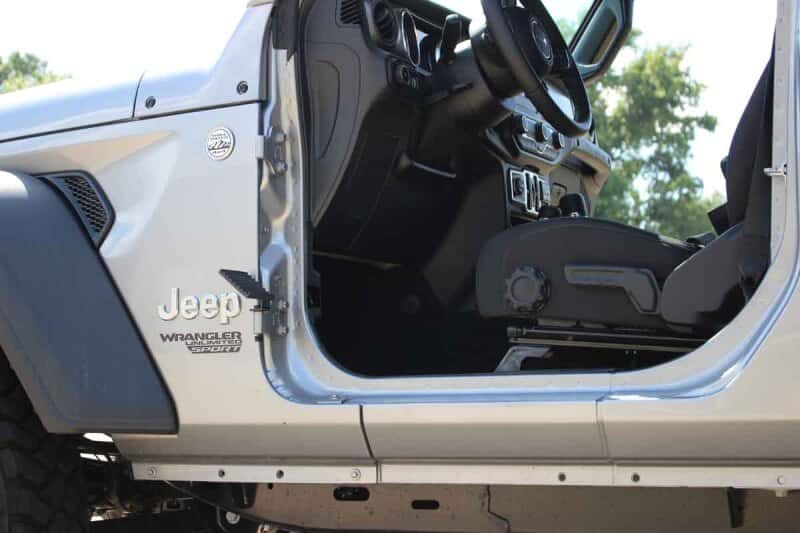 Fishbone Offroad — Fishbone Offroad 2018+ Jeep Wrangler JL / 2020+ Gladiator JT Foot Peg Set - Black - view 5