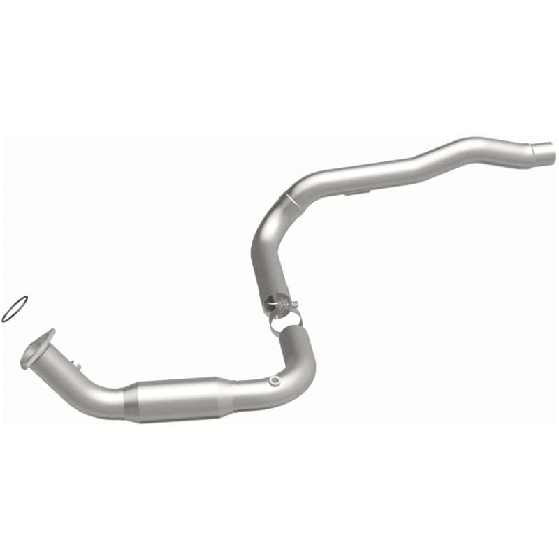 Magnaflow — Magnaflow 07-08 Chevrolet Suburban 2500 6.0L Direct Fit Converter
California - view 4