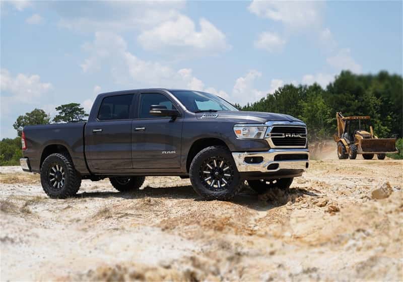Superlift — Superlift 19-22 Ram 1500 4WD 3in Lift Kit w/o Factory Air Ride Suspension - view 3