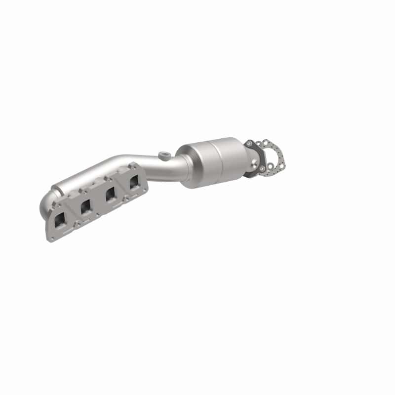 Magnaflow — Magnaflow Conv DF 02-04 Volkswagen Passat 4.0L
California - view 7