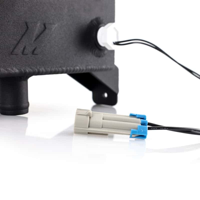 Mishimoto — Mishimoto 13-18 Ram 6.7L Cummins Degas Tank - Black
Coolant Reservoir - view 4