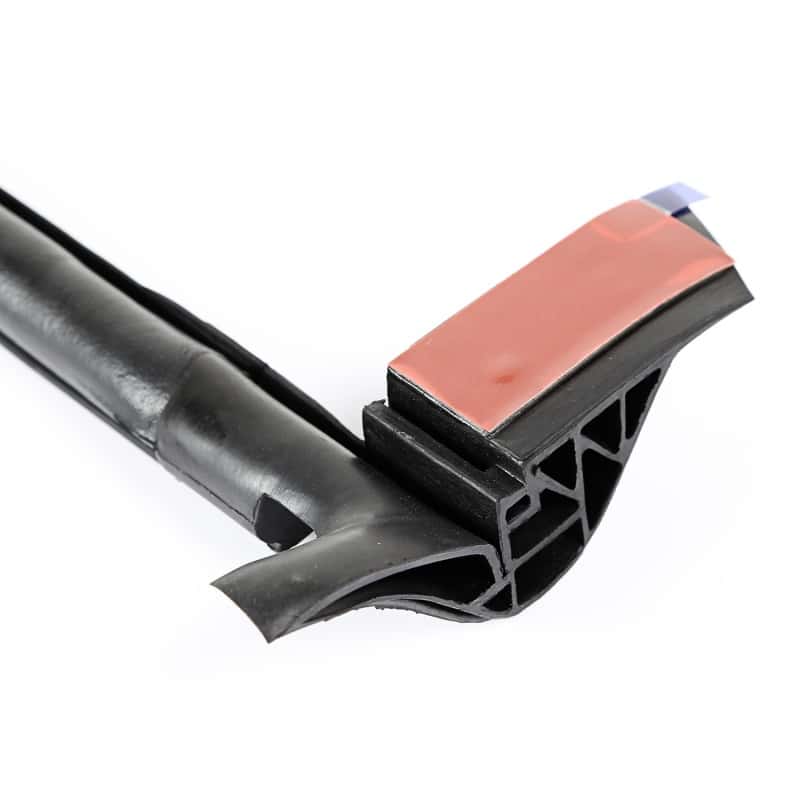 OMIX — Omix Rear Liftgate Seal- 07-10 Wrangler JK - view 2