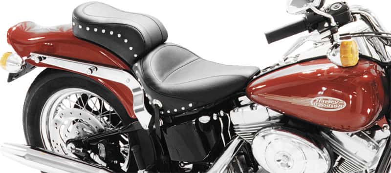 Mustang Motorcycle — Mustang 84-06 Harley Standard Rear Tire Standard Touring 1PC Seat w/Studs - Black - view 2