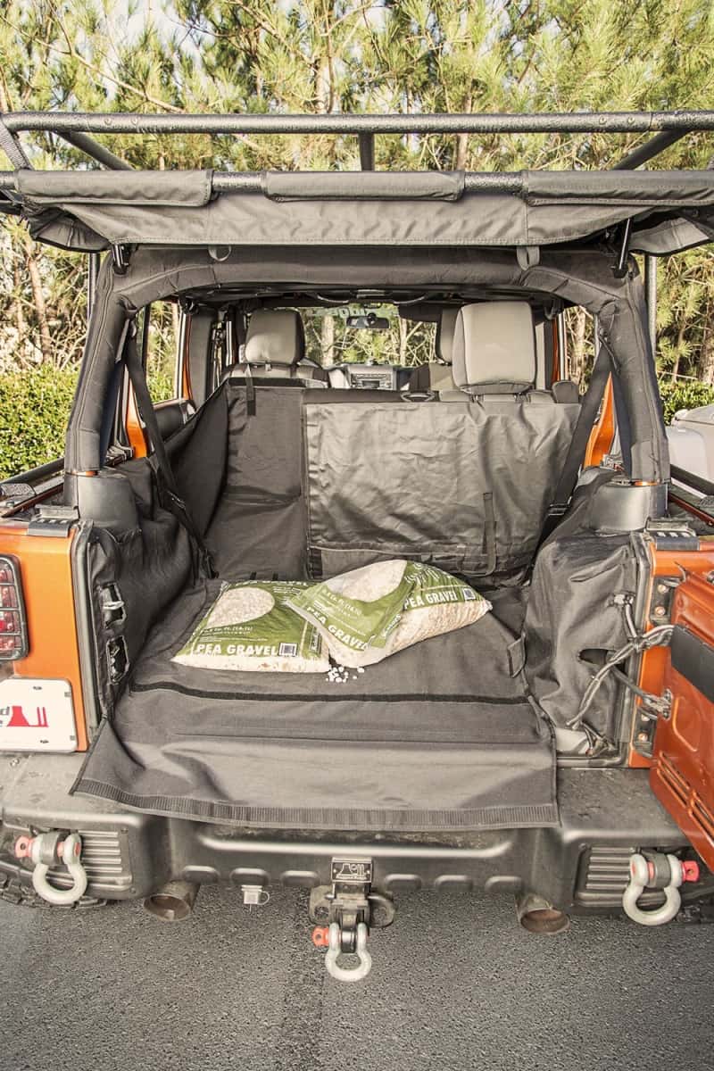Rugged Ridge — Rugged Ridge C3 Cargo Cover w/Subwoofer 07-14 JKU 4 Door
Cargo Area Liner
OFFROAD_INTERIOR - view 3