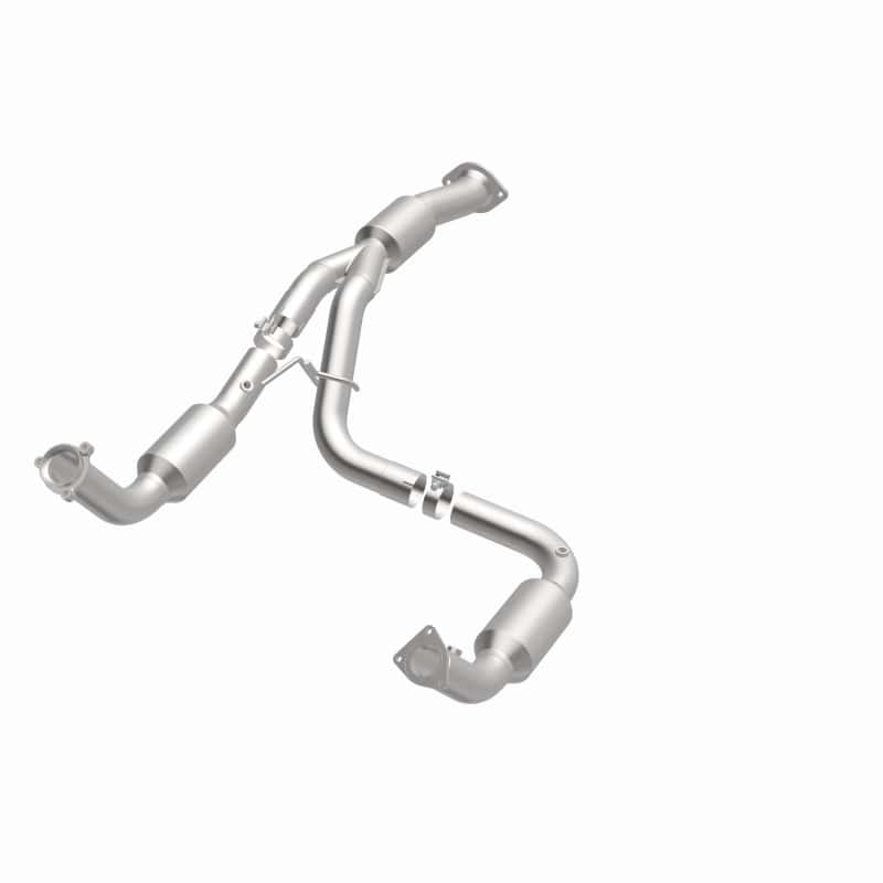 Magnaflow — Magnaflow 12-14 Chevrolet Silverado 2500 HD 6.0L Direct Fit Converter
California - view 27