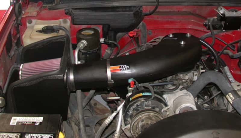 K&N Engineering — K&N 88-95 Chevy C/K Pick Up V8-5.7L Performance Intake Kit
Performance Air Inta
Air Intake System - view 4