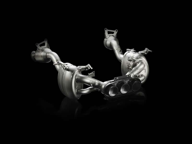 Akrapovic — Akrapovic 10-15 Ferrari 458 Italia/458 Spyder Slip-On Line (Titanium) w/ Carbon Tips
Slip-On Line - view 6