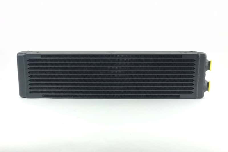 CSF — CSF Universal Dual-Pass Oil Cooler (RS Style) - M22 x 1.5 - 24in L x 5.75in H x 2.16in W
CSF Oil Cooler - view 2