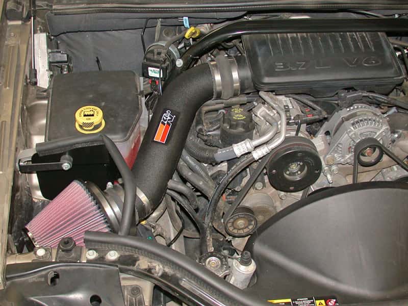 K&N Engineering — K&N 05-07 Jeep Grand Cherokee V6-3.7L Performance Intake Kit
Performance Air Inta
Air Intake System - view 4