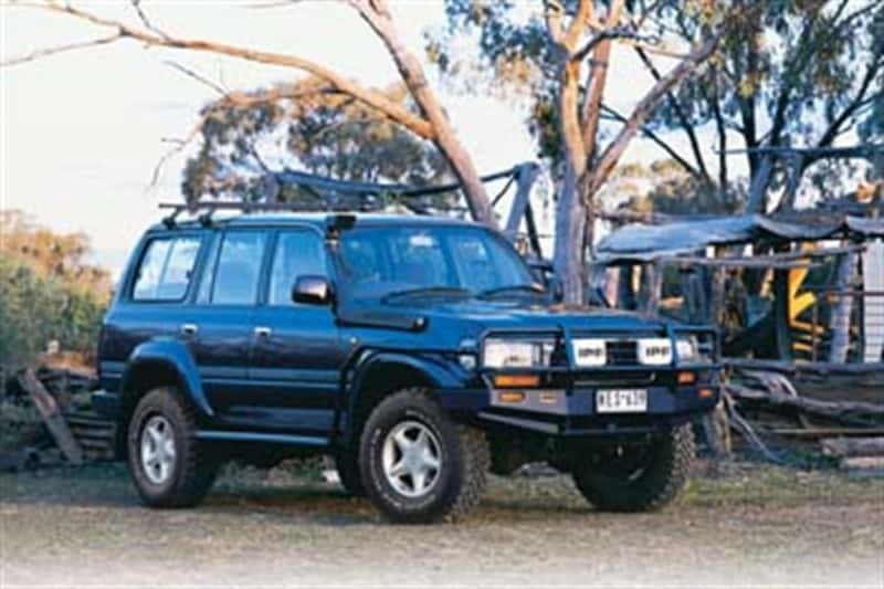 ARB — ARB Winchbar Suit Flares Lc80/Lx450
Winch Bumper - view 5