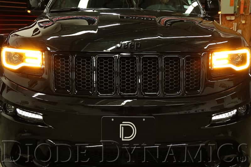 Diode Dynamics — Diode Dynamics 14-21 Jeep Grand Cherokee Switchback LED Halos - view 4