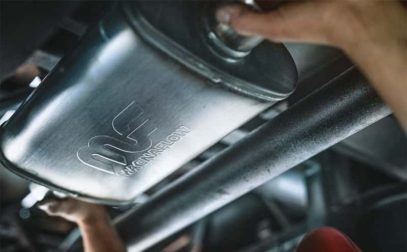 Magnaflow — MagnaFlow Muffler Mag SS 3in 14X4X4 3.0X3.0
Straight Through - view 41