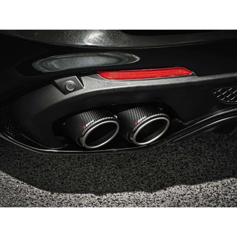 Akrapovic — Akrapovic 2017+ Alfa Romeo Stelvio Quadrifoglio Slip-On Line (Titanium) w/Titanium/Carbon Fiber Tips
Slip-On Line - view 2