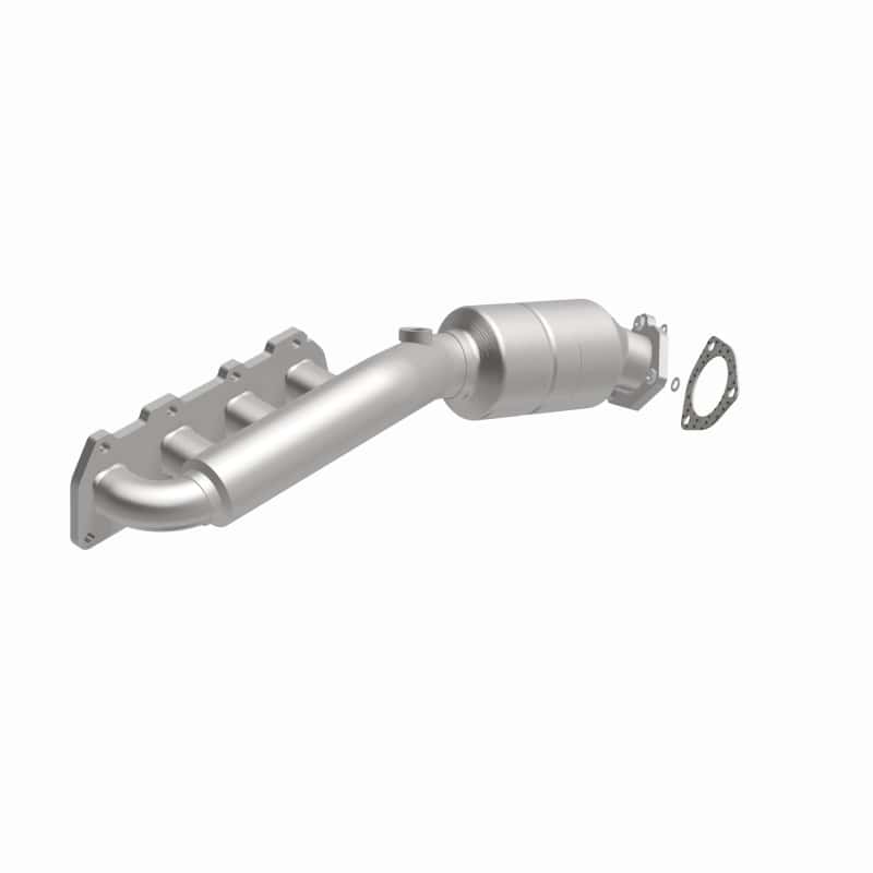 Magnaflow — Magnaflow Conv DF 02-04 Volkswagen Passat 4.0L
California - view 29