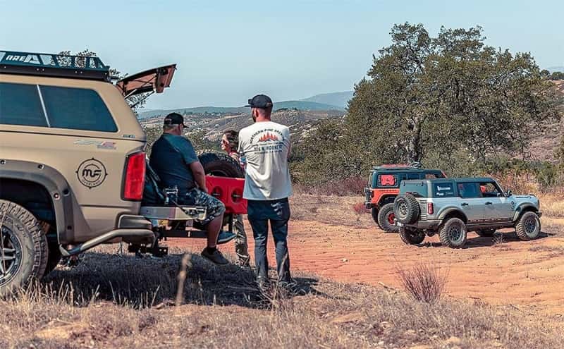 Magnaflow — MagnaFlow Stainless Overland Cat-Back Exhaust 16-21 Toyota Tacoma - view 3