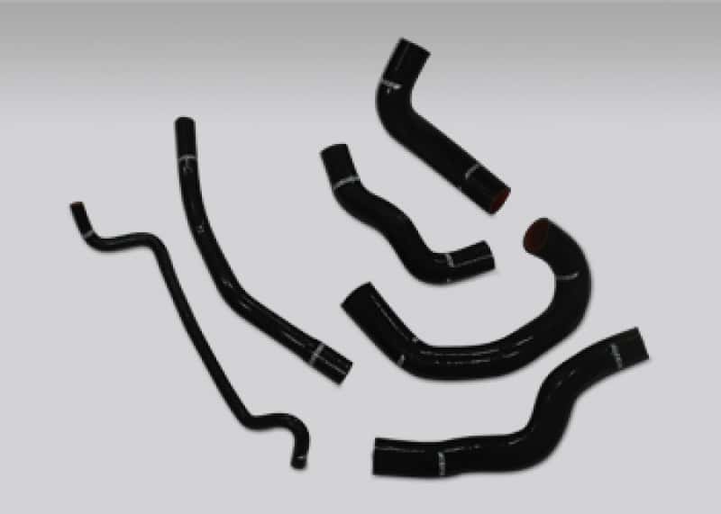 Mishimoto — Mishimoto 05-06 Ford Mustang GT V8 / 05-10 GT500 Black Silicone Hose Kit
Coolant Hose Kit - view 2