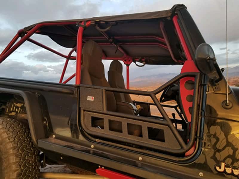 Fishbone Offroad — Fishbone Offroad 97-06 Jeep Wrangler TJ Front Tube Doors - Black Textured Powdercoat Steel - view 4