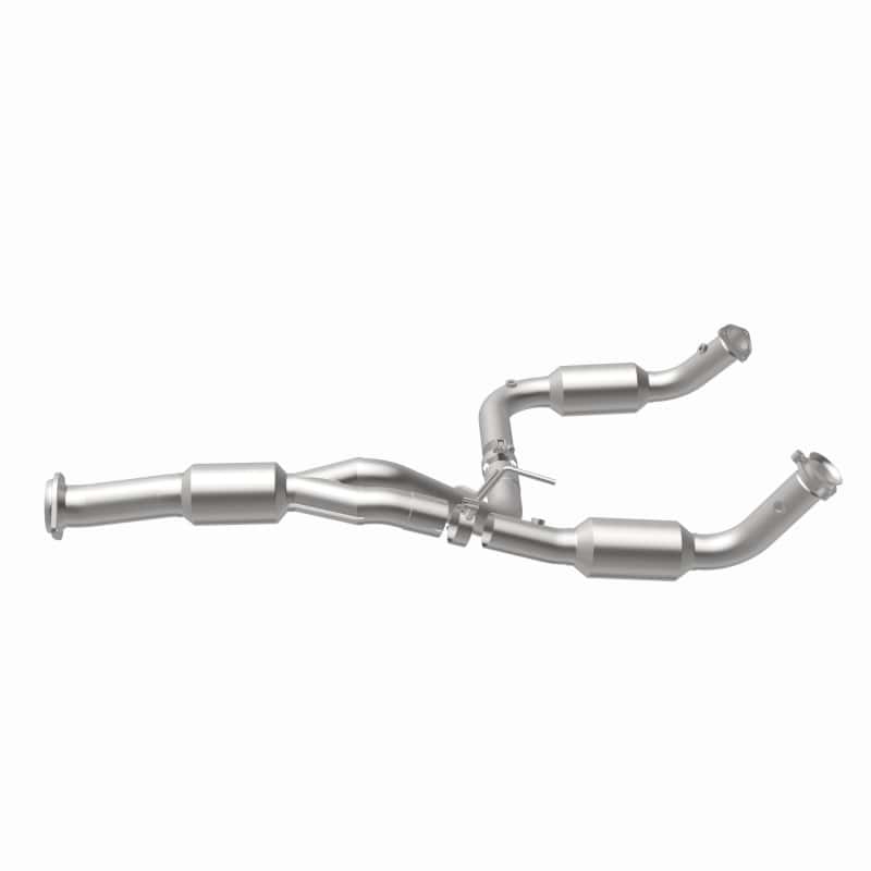 Magnaflow — Magnaflow 12-17 Chevrolet Express 3500 6.0L Direct Fit Converter
California - view 20