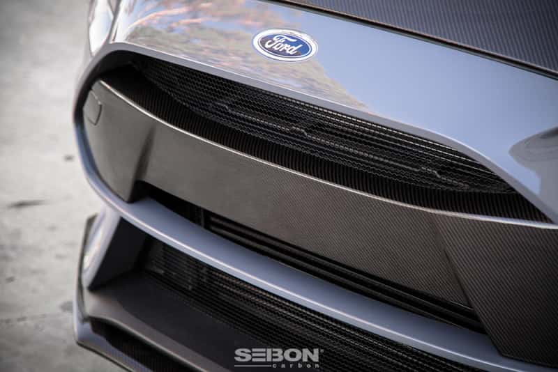 Seibon — Seibon 16+ Ford Focus RS Carbon Fiber Front Bumper Garnish - view 2