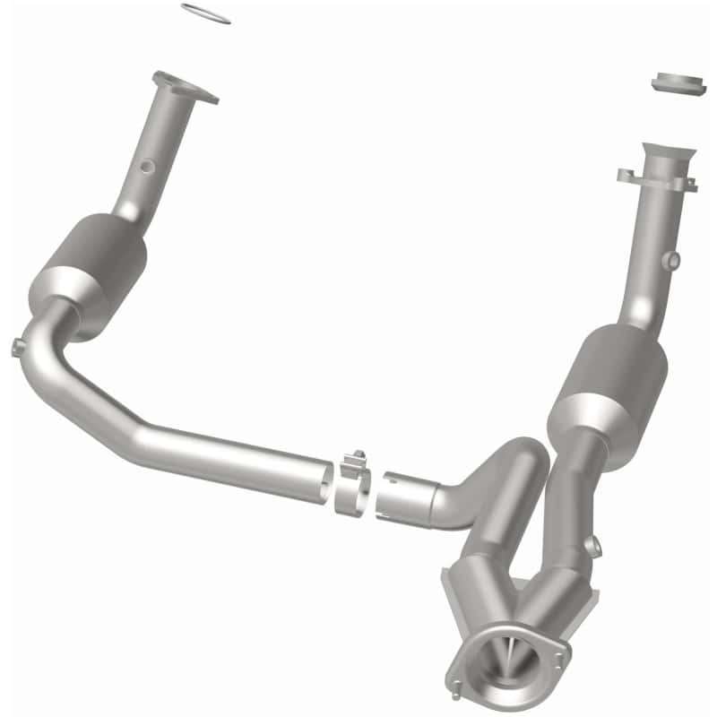 Magnaflow — MagnaFlow Conv Direct Fit OEM 2005 GMC Sierra/Chevrolet Silverado 1500/Cadillac Escalade Underbody
California - view 4