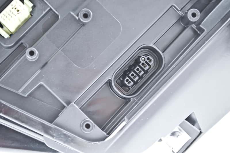 Hella — Hella 2004-2005 BMW 525i Bi-Xenon Headlight Assembly - view 16
