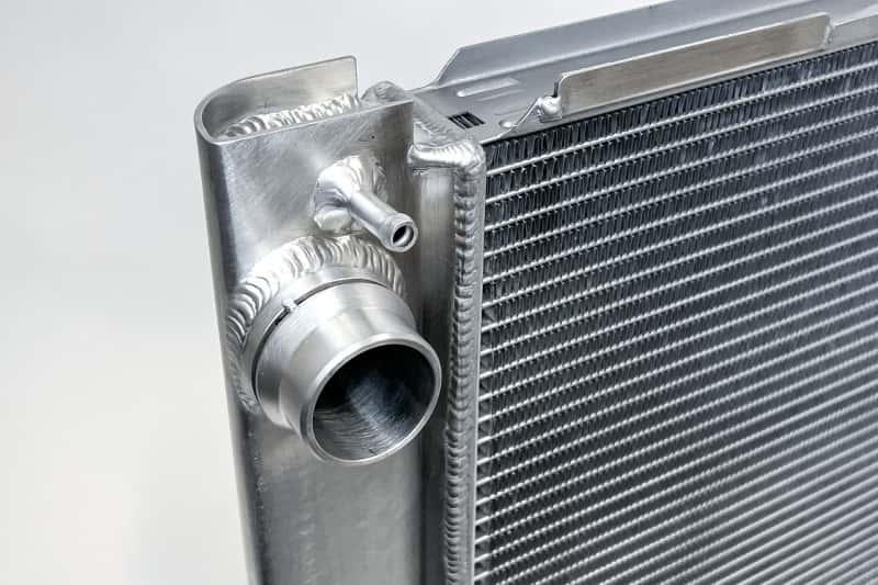 CSF — CSF 06-10 BMW E60 M5 / 06-10 BMW E63/E64 M6 Aluminum High-Performance Radiator
CSF Radiator - view 6