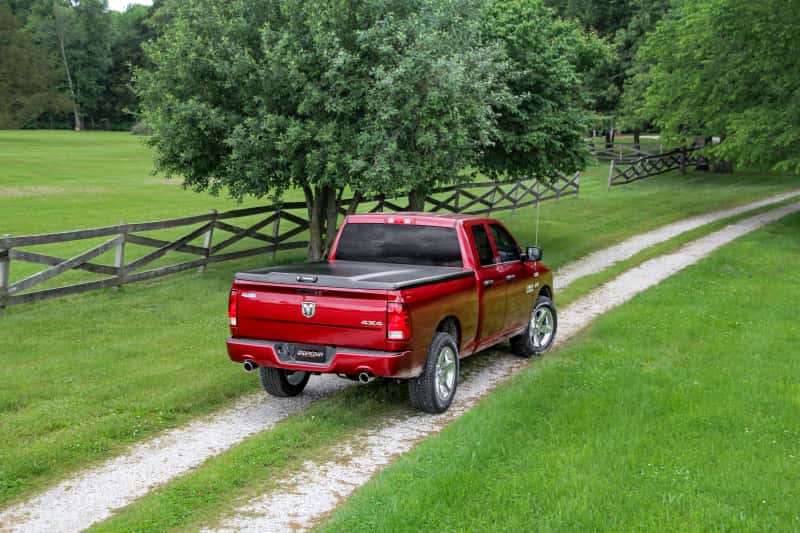 Undercover — UnderCover 09-18 Ram 1500 (w/o Rambox) (19-20 Classic) 5.7ft Elite Bed Cover - Black Textured - view 1