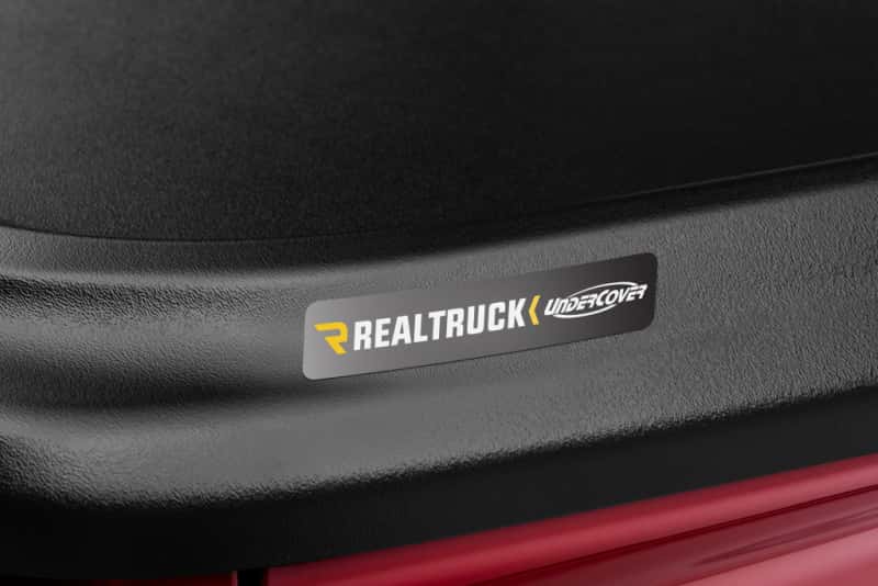 Undercover — UnderCover 19-20 Chevy Silverado 1500 5.8ft SE Bed Cover - Black Textured - view 10