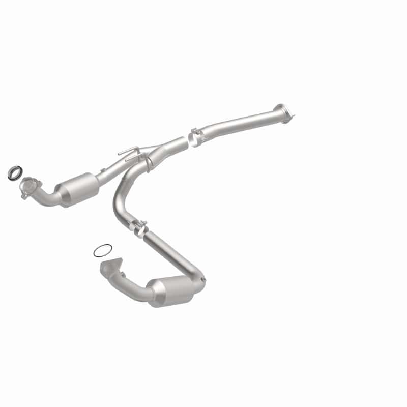 Magnaflow — Magnaflow 04-05 Chevrolet Express 1500 5.3L Direct Fit Converter
California - view 8