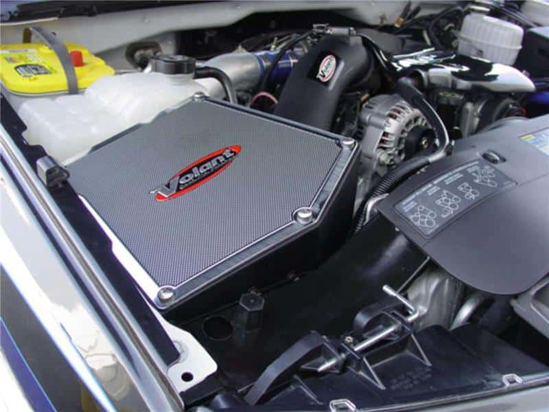 Volant — Volant 01-04 Chevrolet Silverado/GMC Sierra 2500/3500HD 6.6L V8 Primo Closed Box Air Intake System
Air Intake Kit - view 1