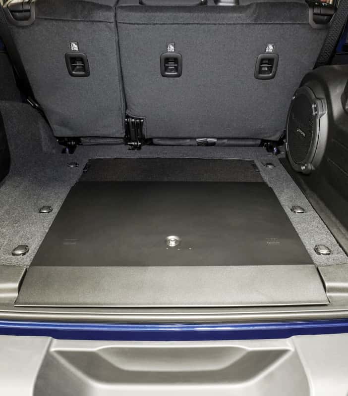 Tuffy Products — Tuffy 2019+ Jeep Wrangler 4Door Cubby Cover W/ Combo Lock
Locking Lid - view 8