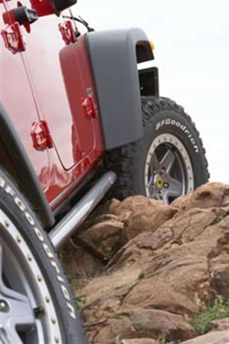 ARB — ARB Deluxe Rock Rails Jk Lwb
Deluxe Rock Sliders - view 2