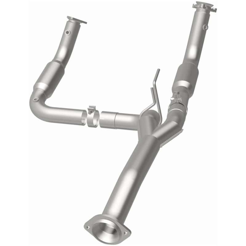 Magnaflow — Magnaflow 11-15 Chevrolet Silverado 2500 HD 6.0L Direct Fit Converter
California - view 4