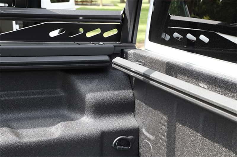Dee Zee — Dee Zee 20-23 Jeep Gladiator Cargo Management - Hex Bed Rails Txt Blk
Truck Bed Cross Rail - view 5
