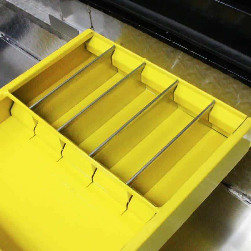 Westin — Westin/Brute 19inL x 3.5inH x 15inW Tray w/ 4 Silver Dividers - Yellow - view 2