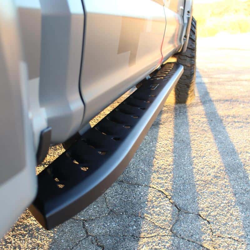 Westin — Westin 2015-2018 Ford F-150 SuperCrew Thrasher Running Boards - Textured Black
Running Board - view 6