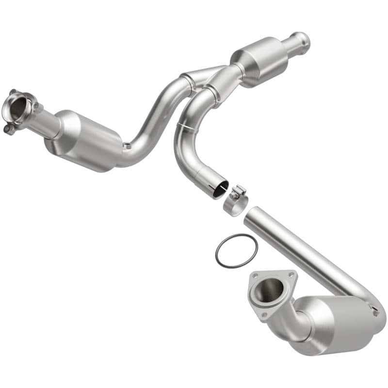 Magnaflow — MagnaFlow Conv Direct Fit 10-13 GMC Sierra 1500 V6 4.3L
California - view 1