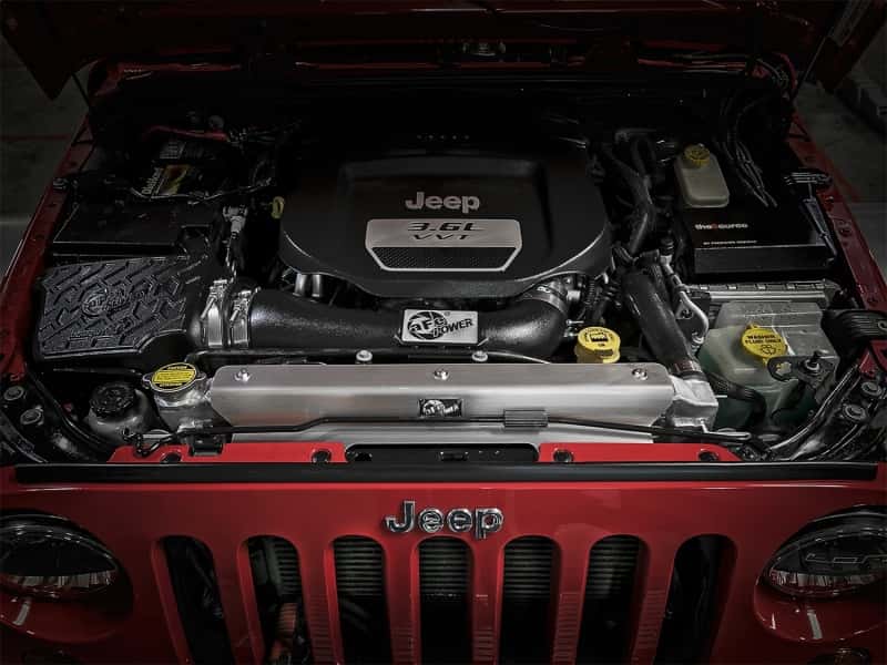 aFe — aFe BladeRunner GT Series Bar and Plate Radiator w/ Black Hoses 12-18 Jeep Wrangler (JK) V6 3.6L
BladeRunner Radiator - view 7